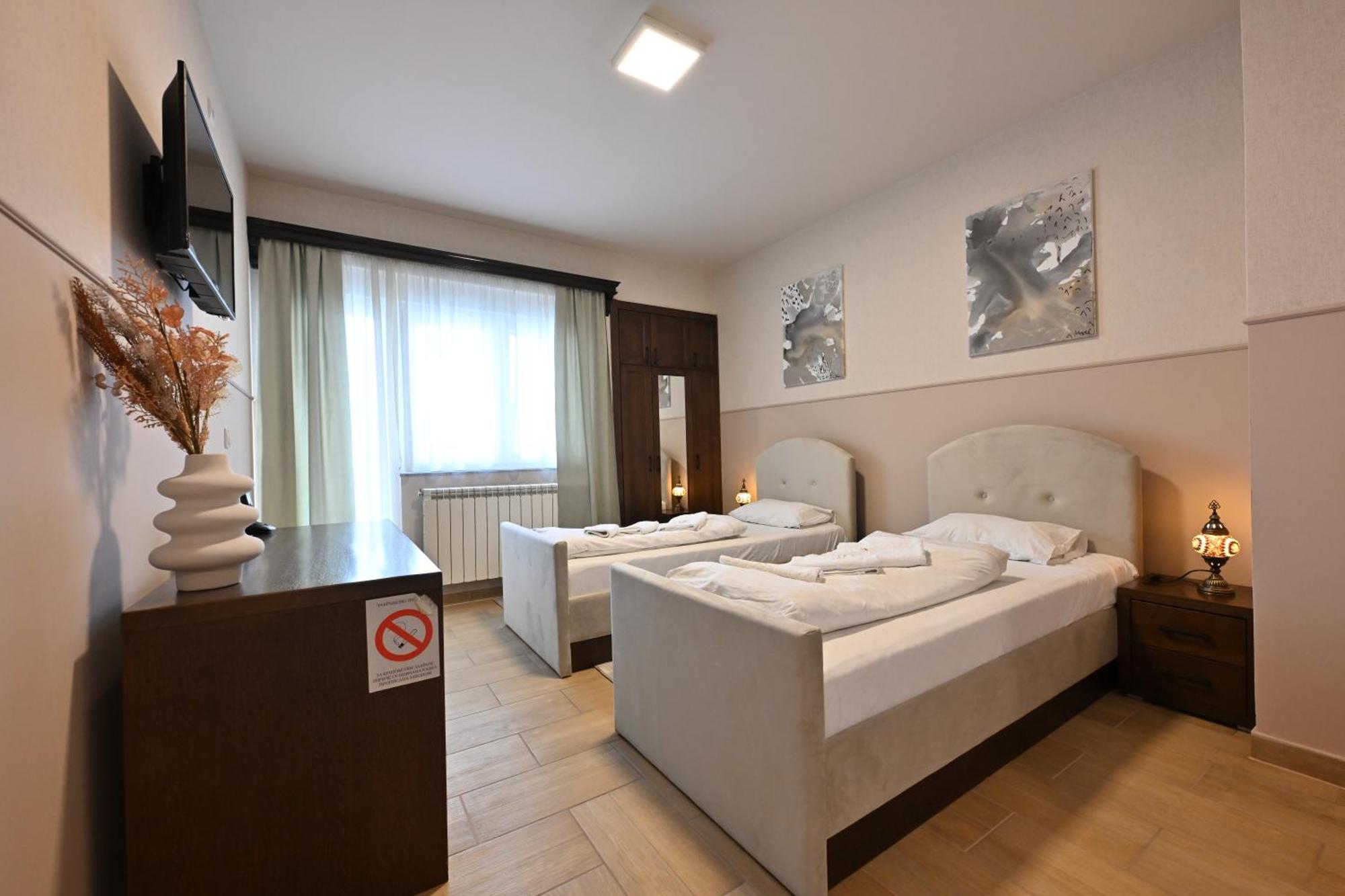 Hotel Lane Sjenica Extérieur photo