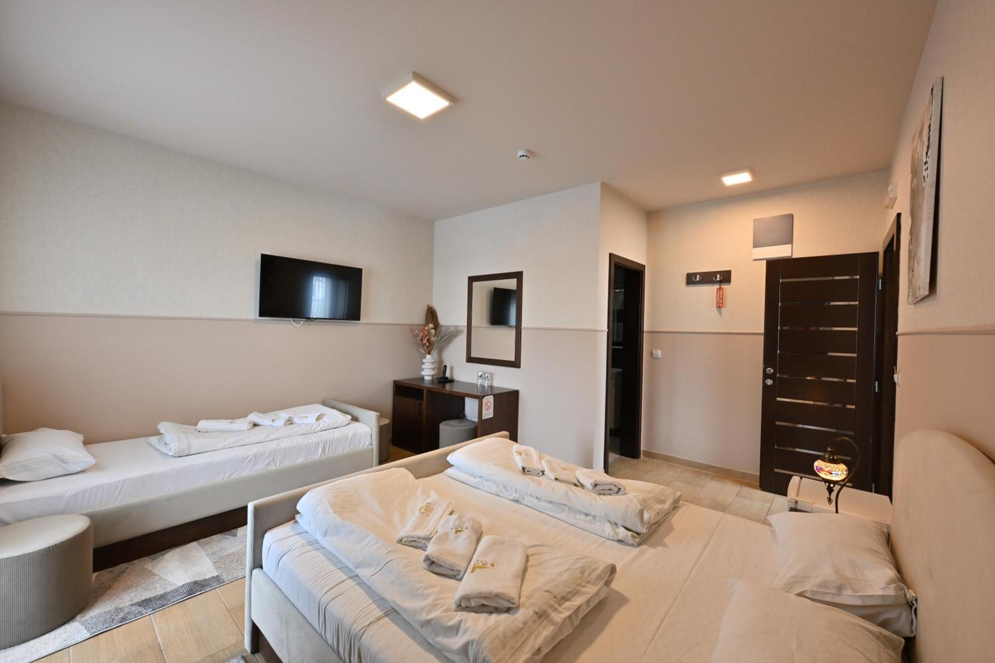 Hotel Lane Sjenica Extérieur photo