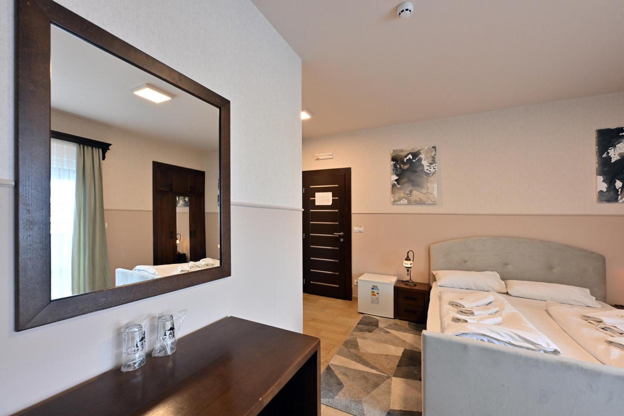 Hotel Lane Sjenica Extérieur photo